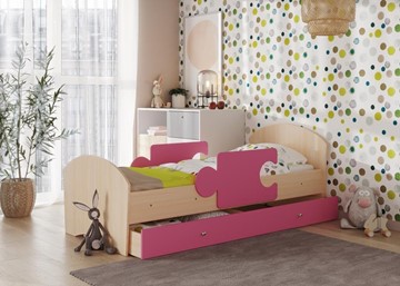 Кровать детская с бортиками и ящиком Мозайка, корпус Млечный дуб/фасад Розовый (щиты) в Брянске