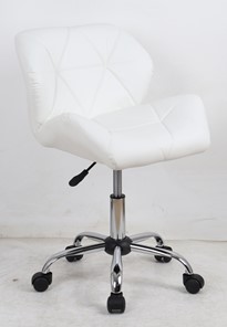 Кресло компьютерное LOOZ белый в Брянске