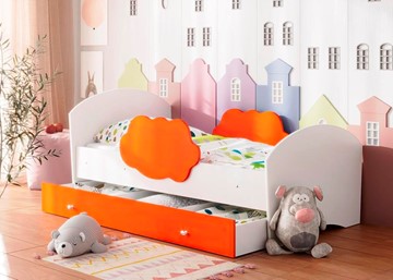 Детская кровать Тучка с ящиком, корпус Белый, фасад Оранжевый в Брянске
