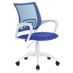 Кресло офисное Brabix Fly MG-396W (с подлокотниками, пластик белый, сетка, темно-синее с рисунком "Space") 532405 в Брянске