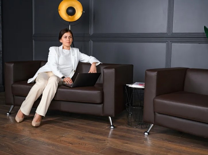 Комплект мебели Альбиони коричневый кожзам  диван 2Д + кресло в Брянске - изображение 4