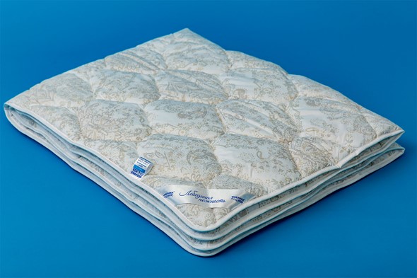 Одеяло всесезонное полутороспальное Лебединая нежность в Брянске - изображение