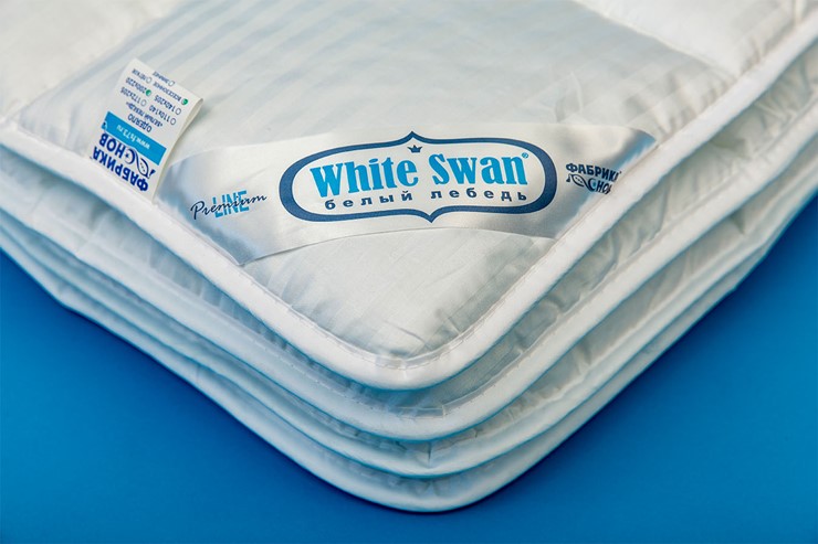 Одеяло всесезонное полутороспальное Белый лебедь в Брянске - изображение 1